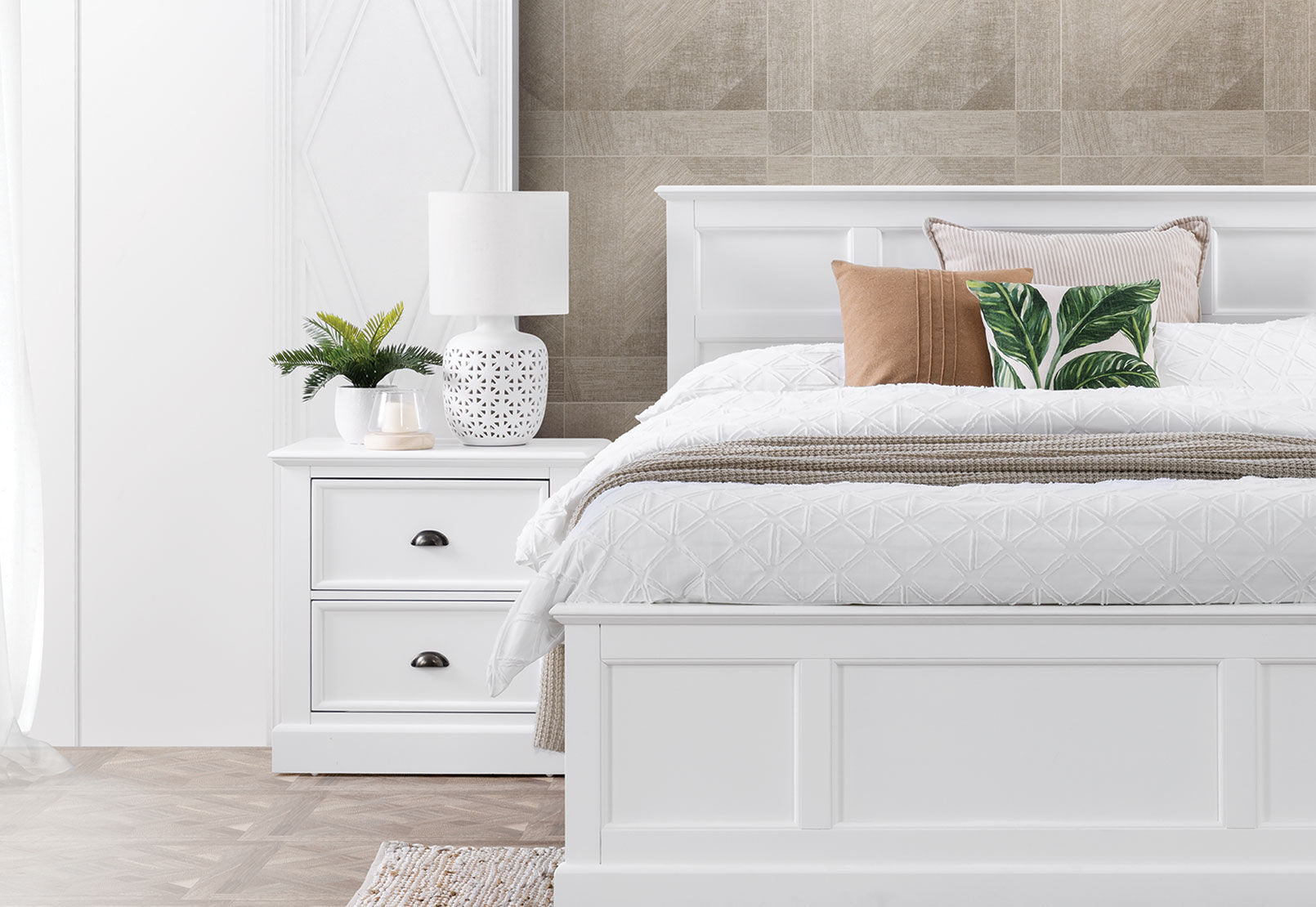 CHRYSTELLE BEDSIDE WHITE