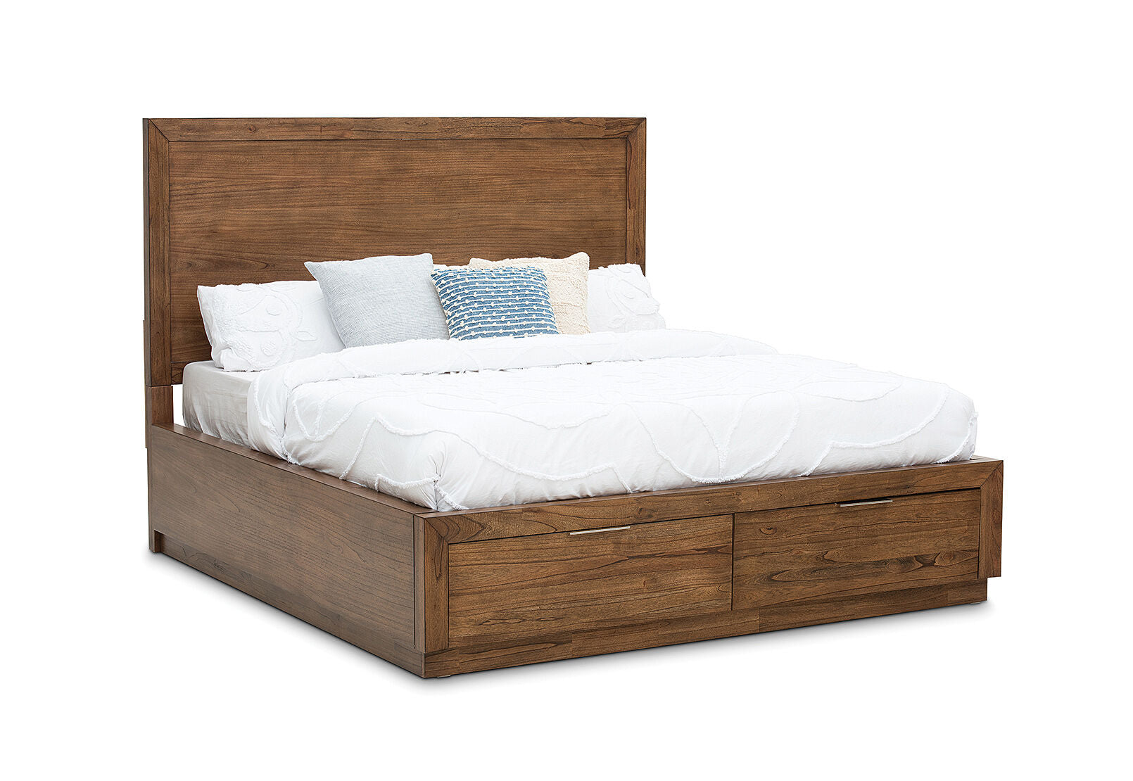 SORVINO QUEEN BED LIGHT WALNUT