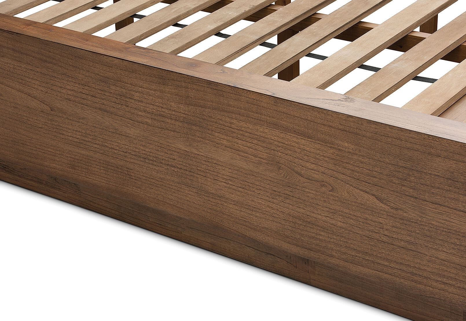 SORVINO QUEEN BED LIGHT WALNUT