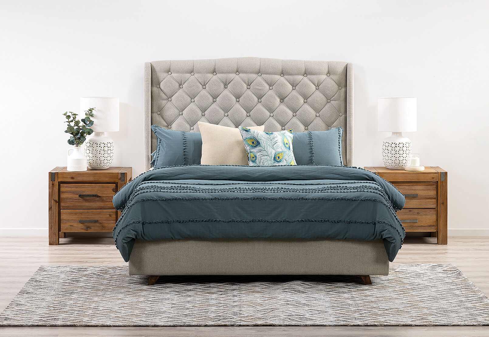 ARAGON 3 PIECE QUEEN BEDROOM SUITE DUNE