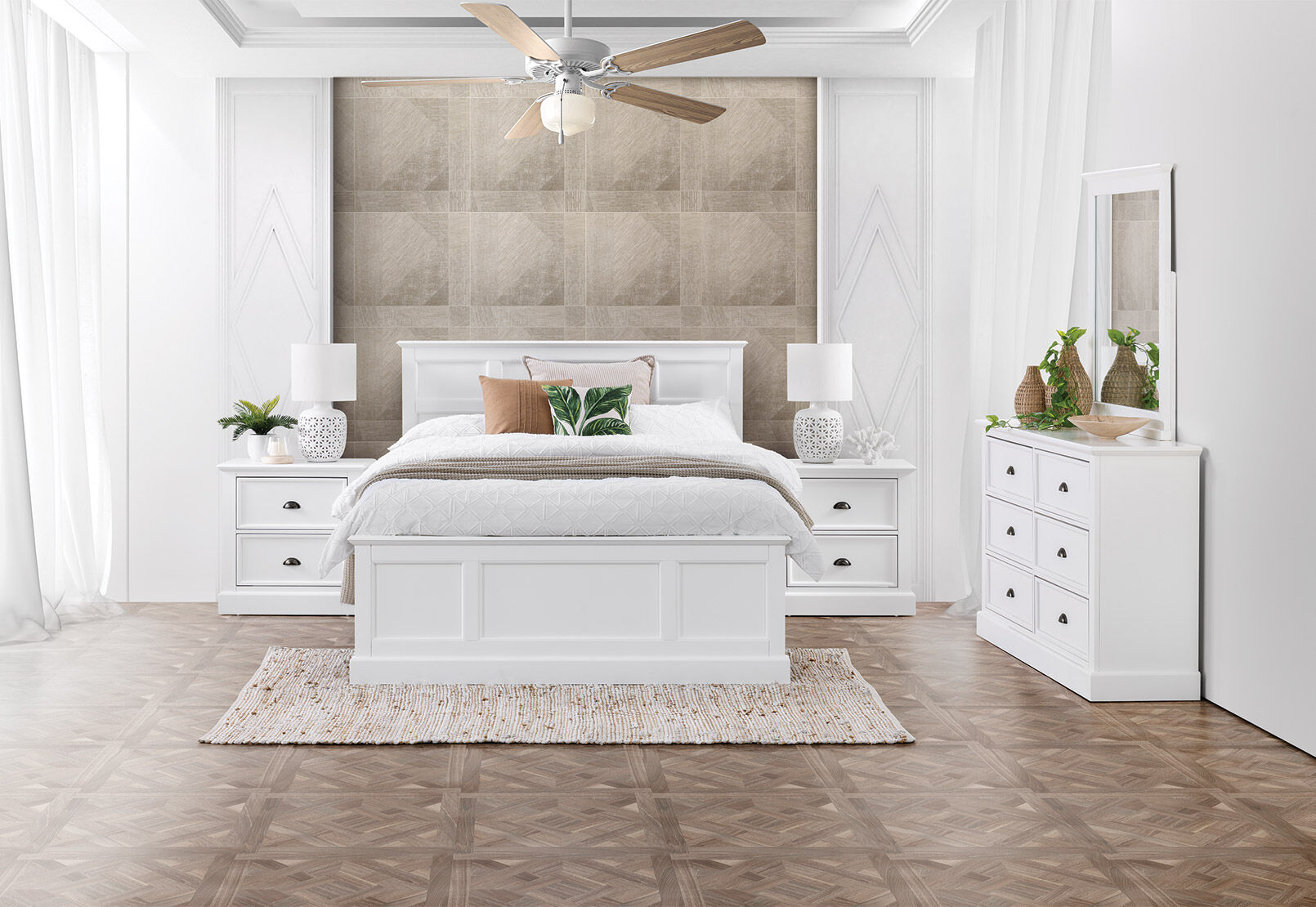 CHRYSTELLE KING BED WHITE