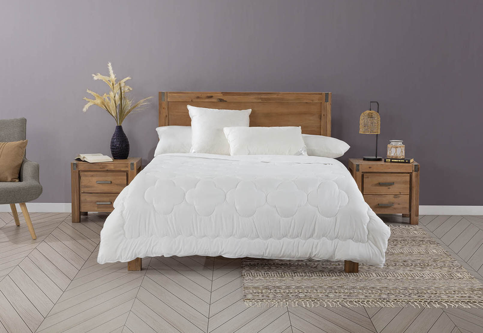 KING BAMBOO BLEND QUILT BAMBOO BLEND QUILT 300GMS WHITE