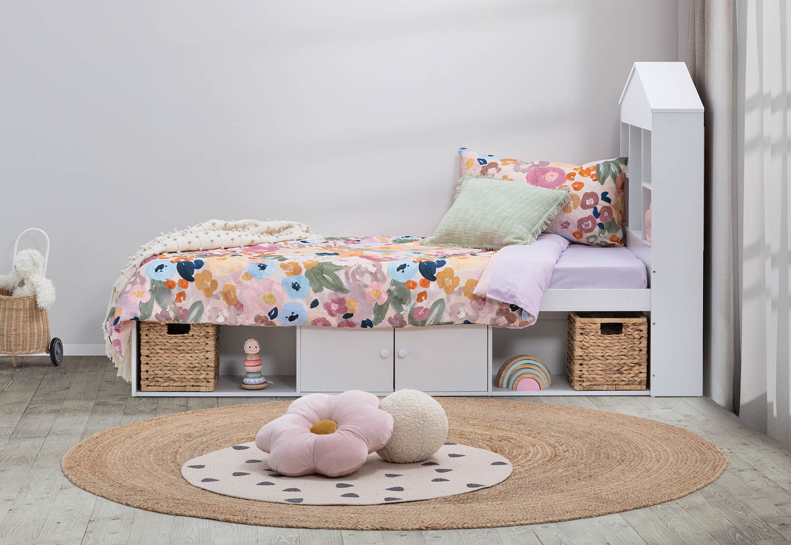 MERRITT SINGLE BED WITH STORAGE BASE WHITE