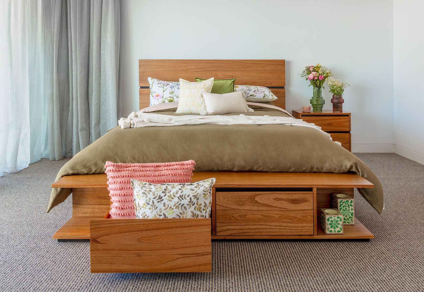 MEDORA KING BED GOLDEN WALNUT