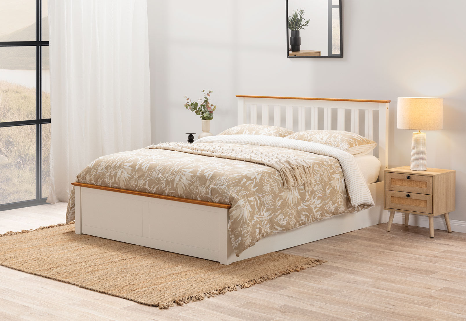 KIRK WHITE/NATURAL QUEEN LIFT BED WHITE/NATURAL