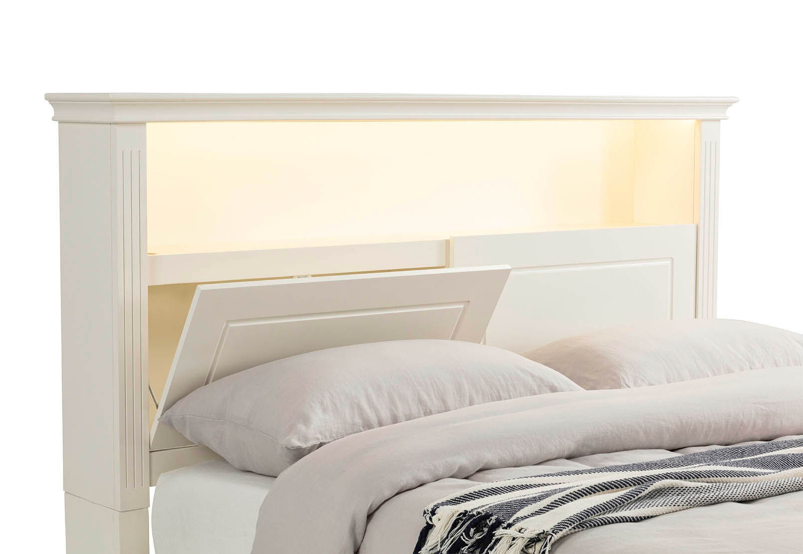 KULA QUEEN BED WHITE