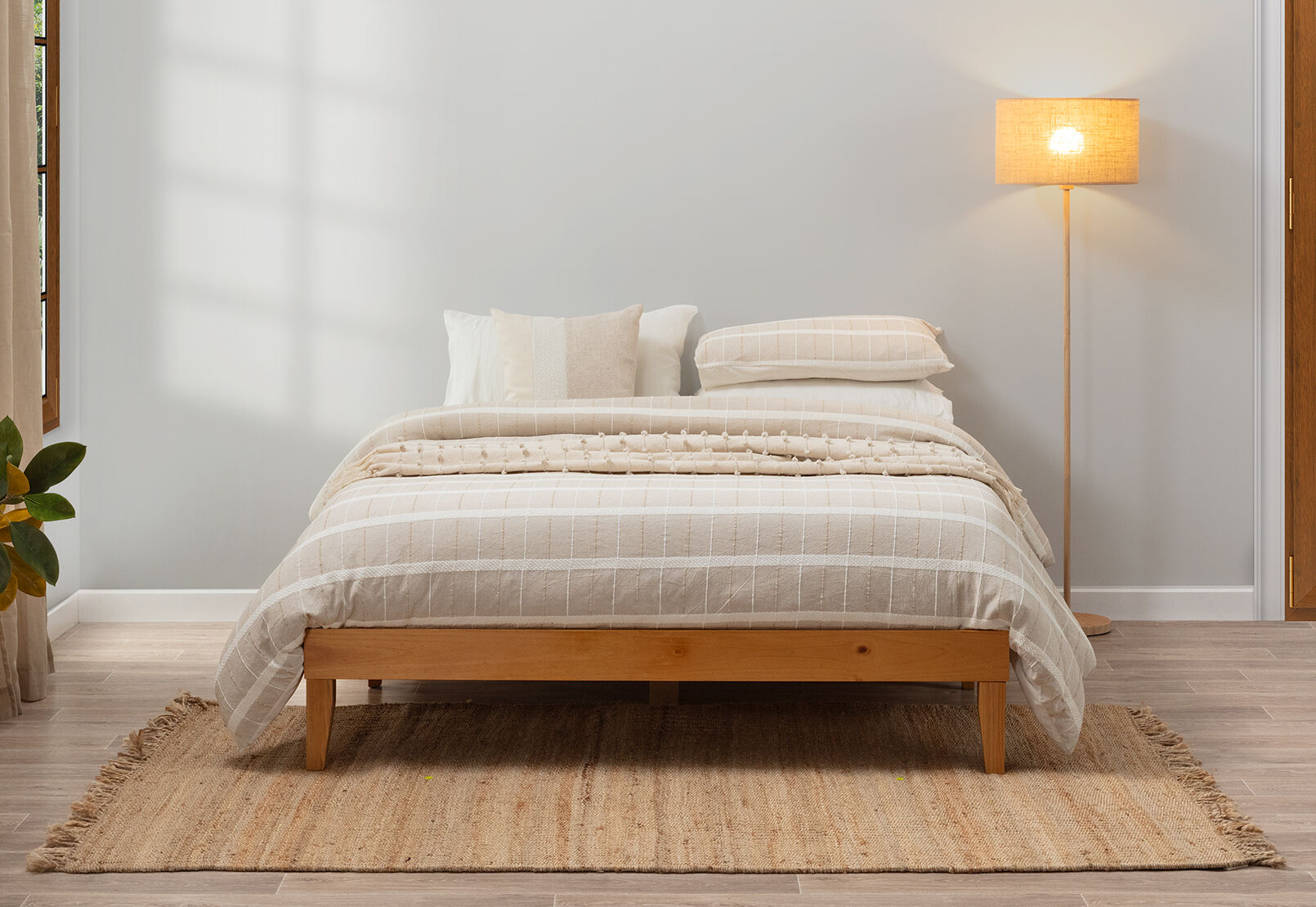 MARQUEZ QUEEN BED BASE NATURAL
