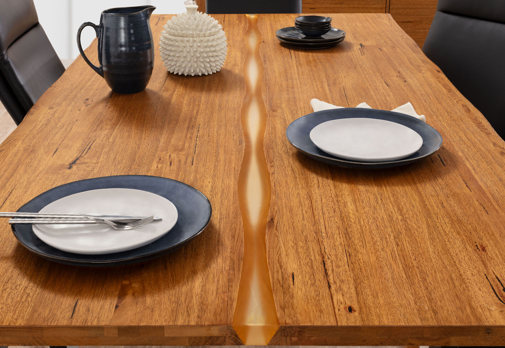 AMMAN 2000 DINING TABLE BLONDE