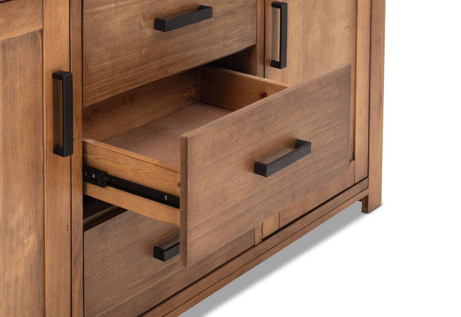 HELMOND BUFFET RUSTIC PINE