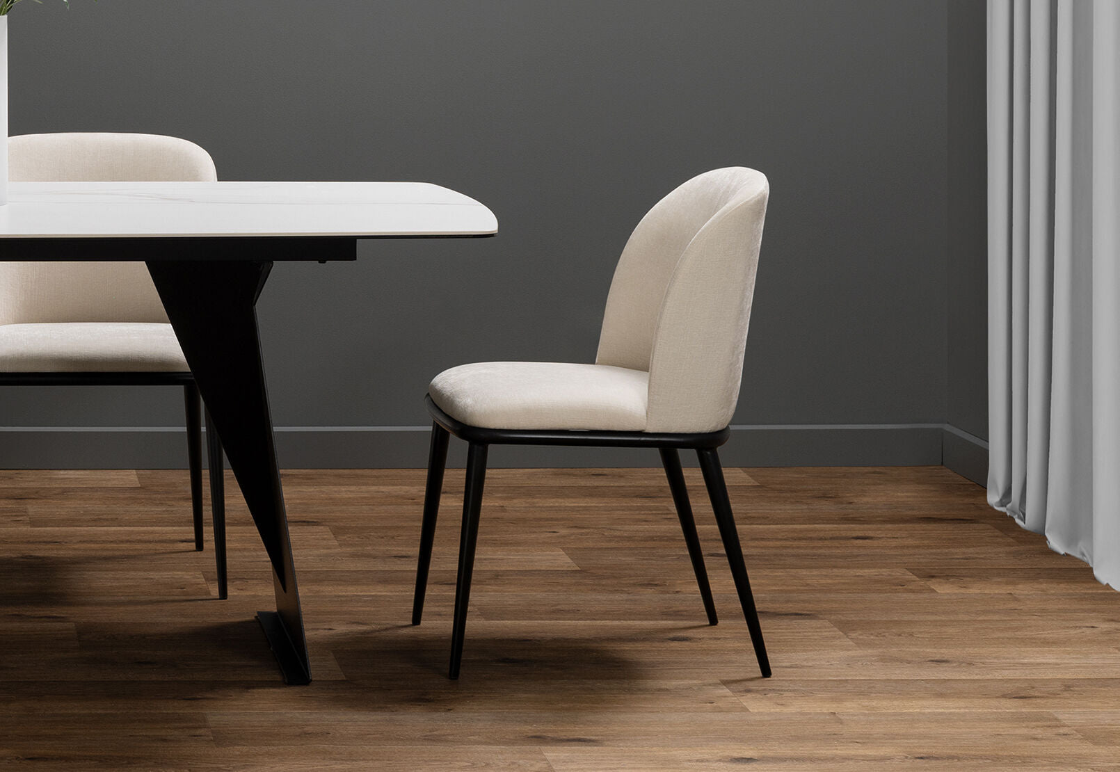 CEDRIC DINING CHAIR CREAM