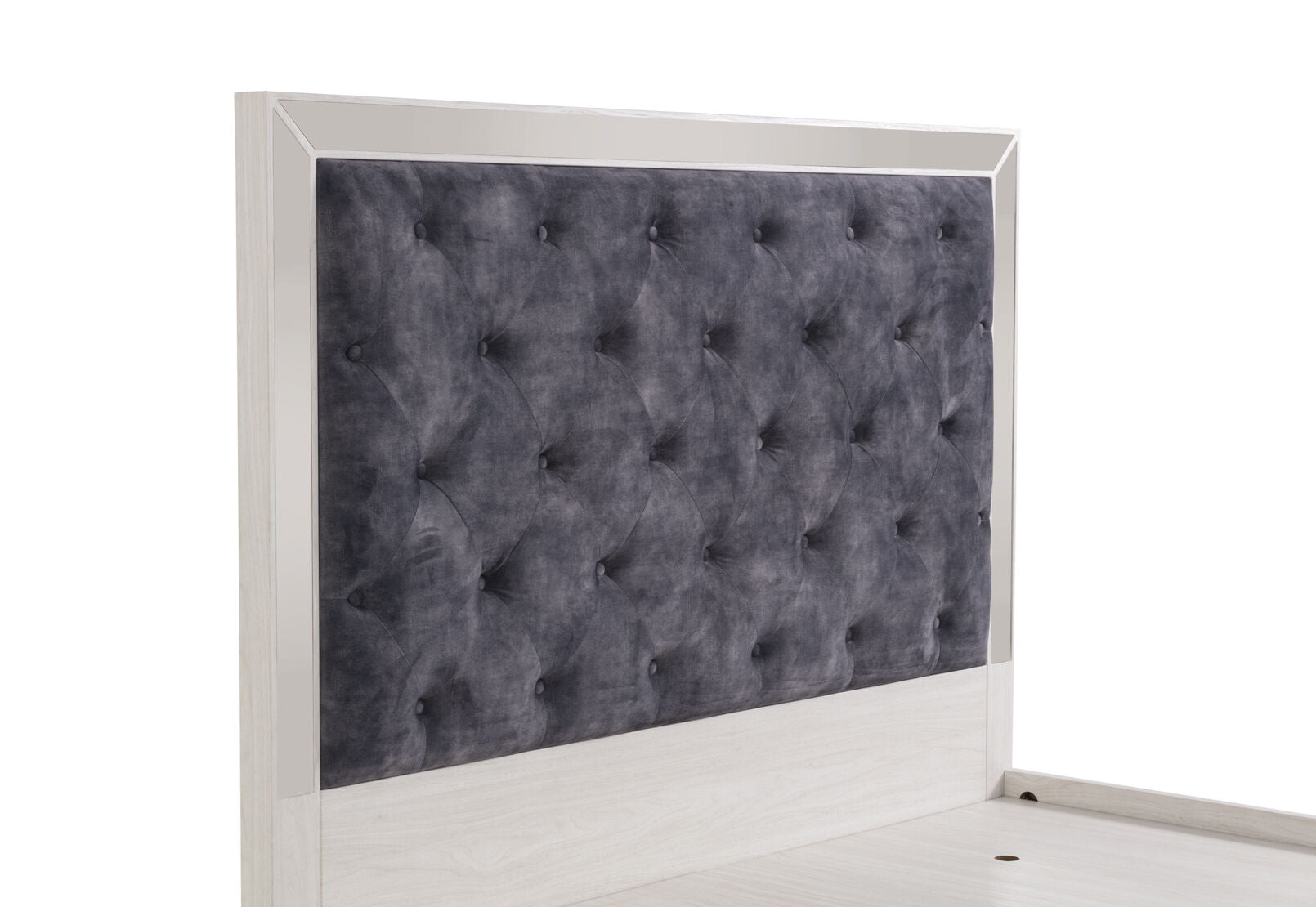 ISMENE QUEEN BED WHITE