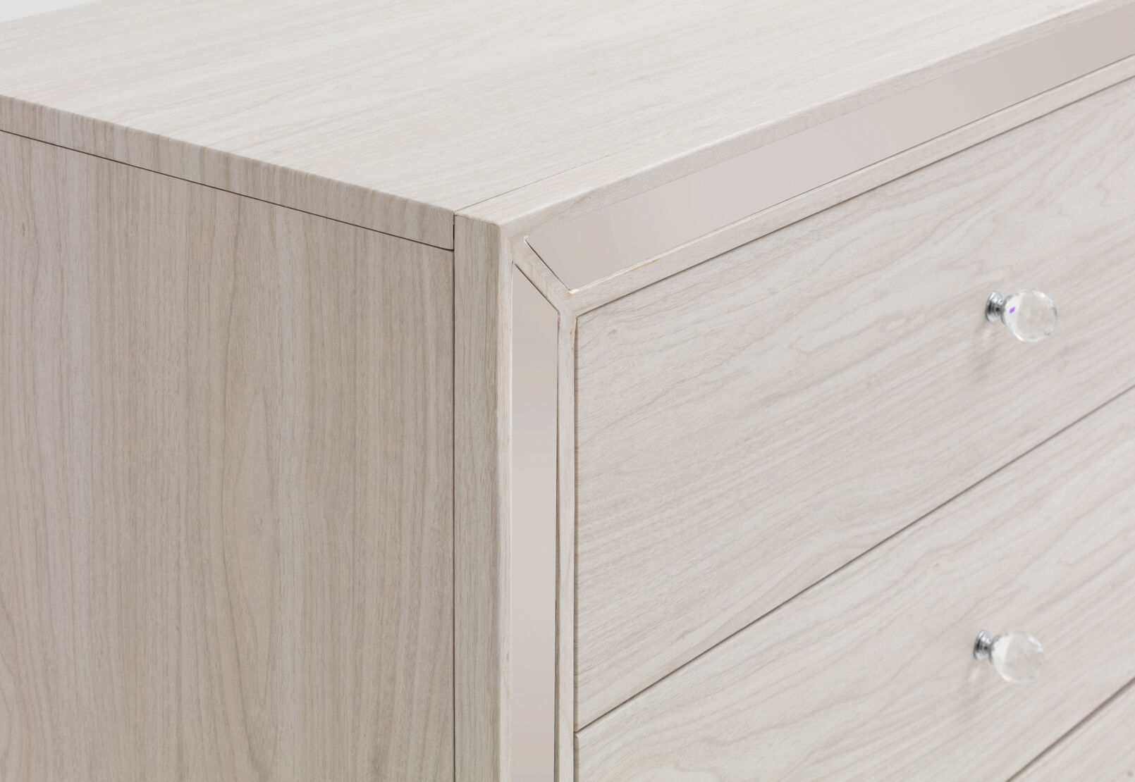 ISMENE 5 DRAWER TALL CHEST WHITE