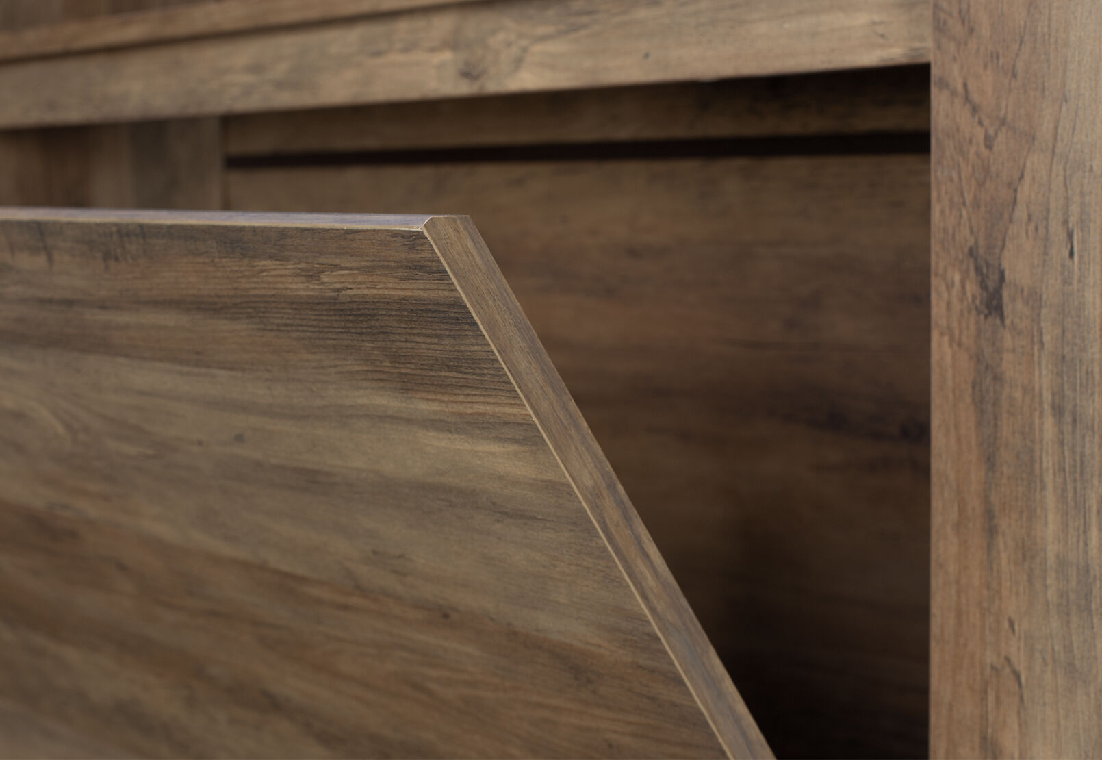 VALDA QUEEN LIFT BED WALNUT