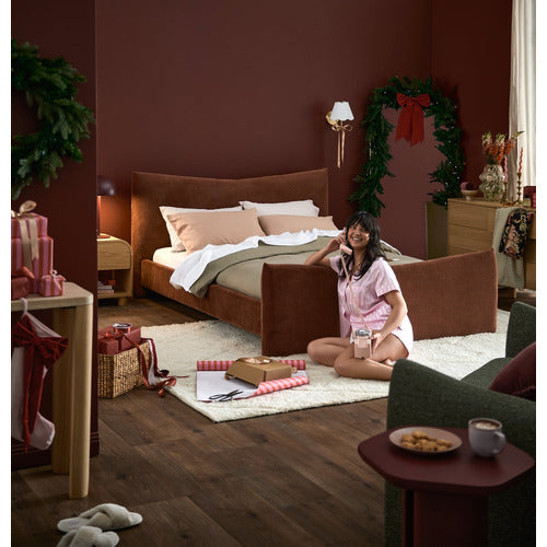 MELA UPHOLSTERED BED