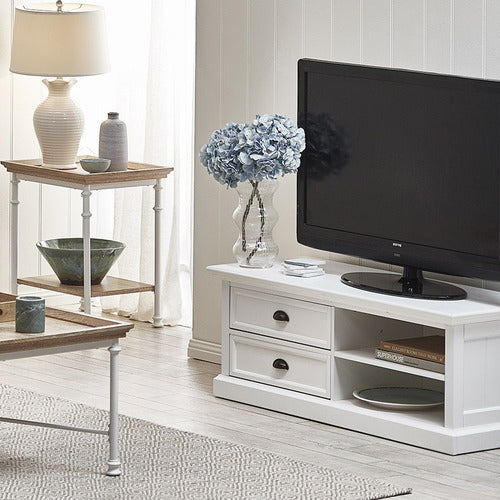 HAMPTONS MEDIUM TV ENTERTAINMENT UNIT