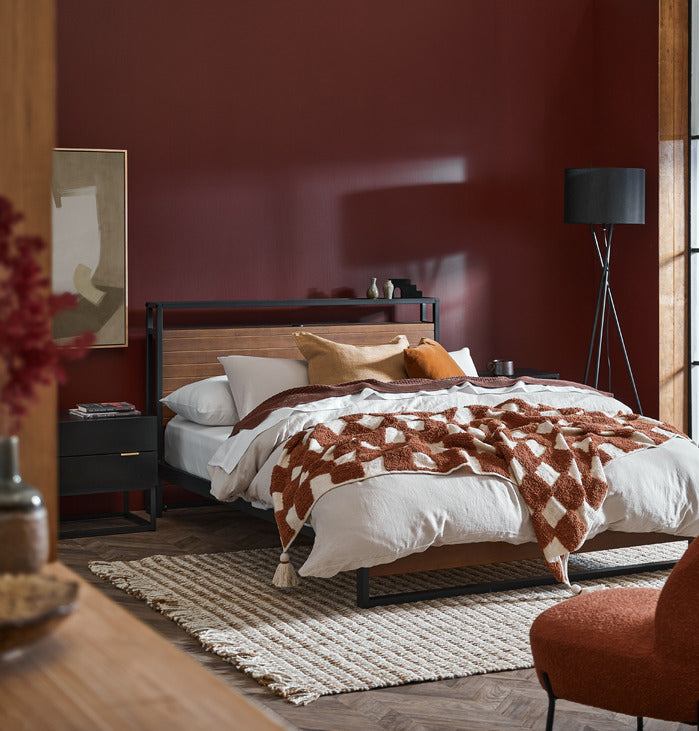 NATURAL VENKATA BED WITH USB PORT
