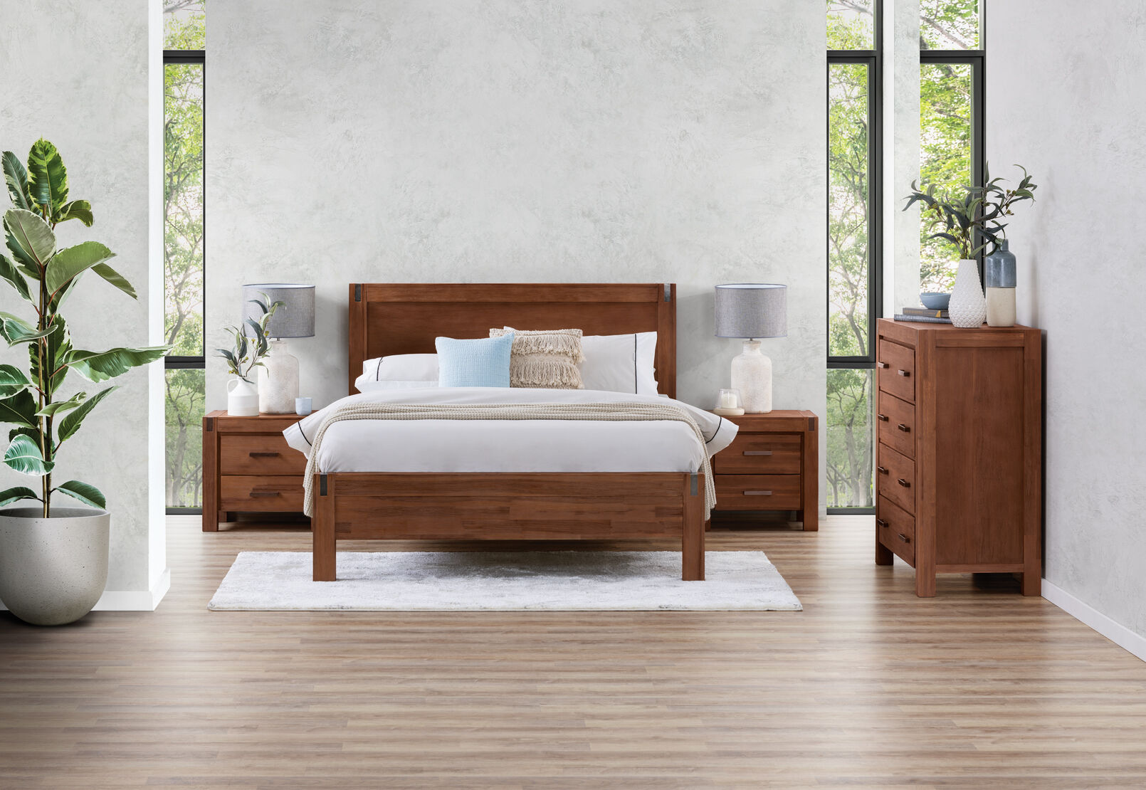 SILVERWOOD QUEEN BED PEWTER