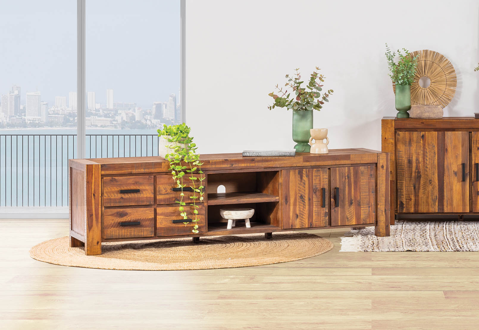 BISBEE ENTERTAINMENT UNIT ANTIQUE BROWN