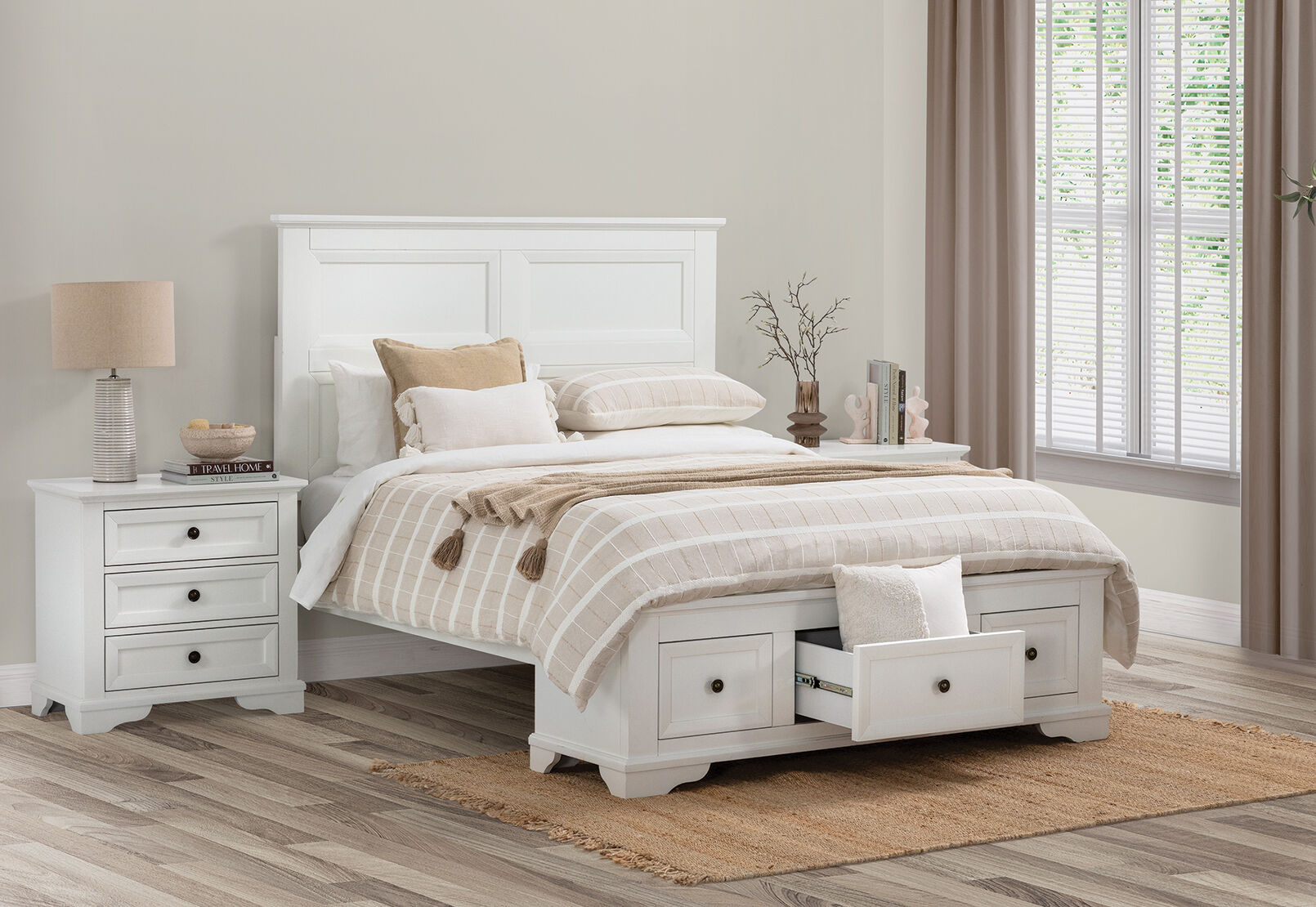 CHANELLE KING BED WHITE