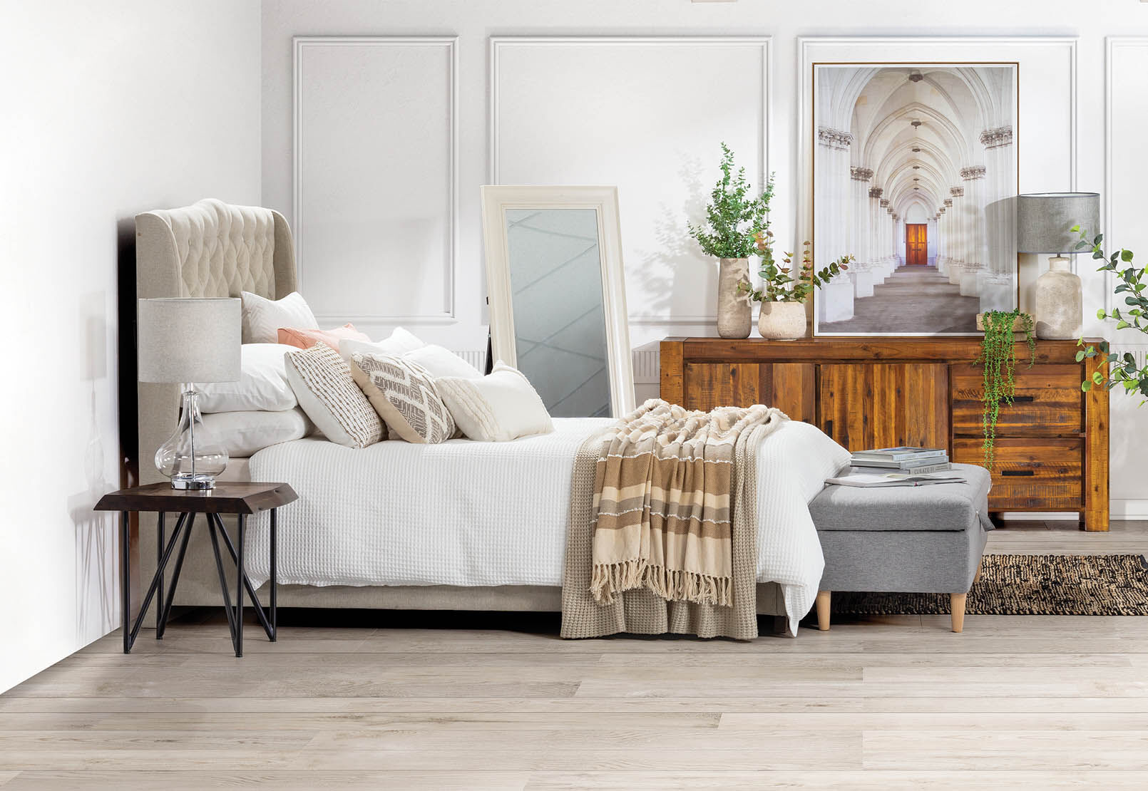 ARAGON FABRIC QUEEN BED PEBBLE