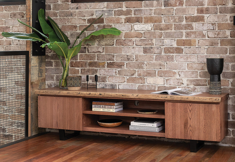 NERO ENTERTAINMENT UNIT NATURAL WALNUT