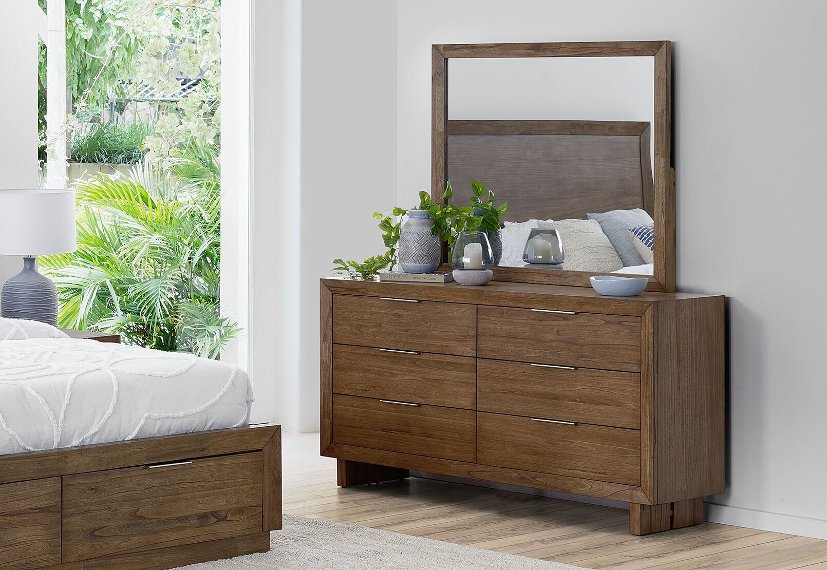 SORVINO DRESSER WITH MIRROR LIGHT WALNUT