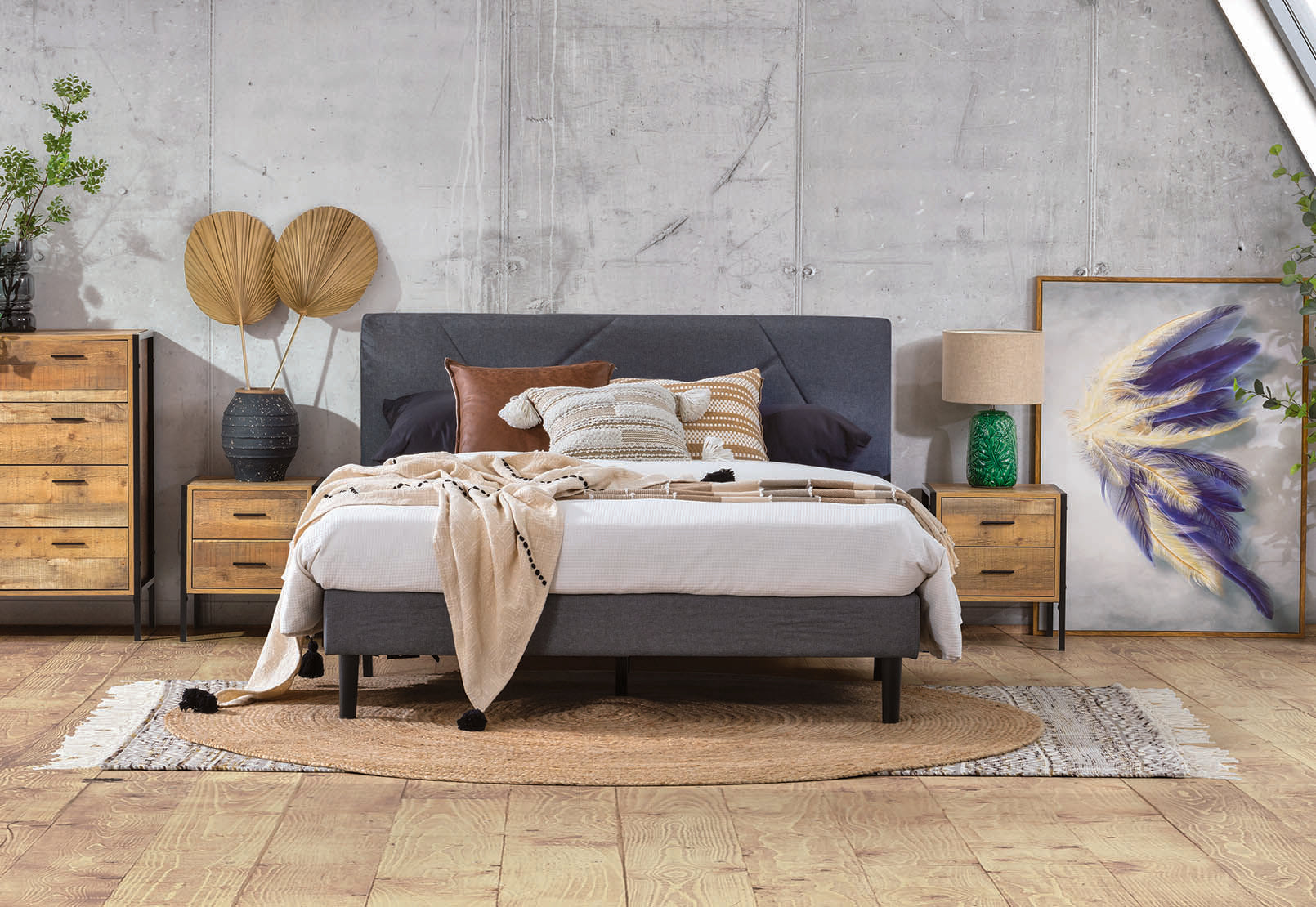 FRAZIER DARK GREY QUEEN BED DARK GREY