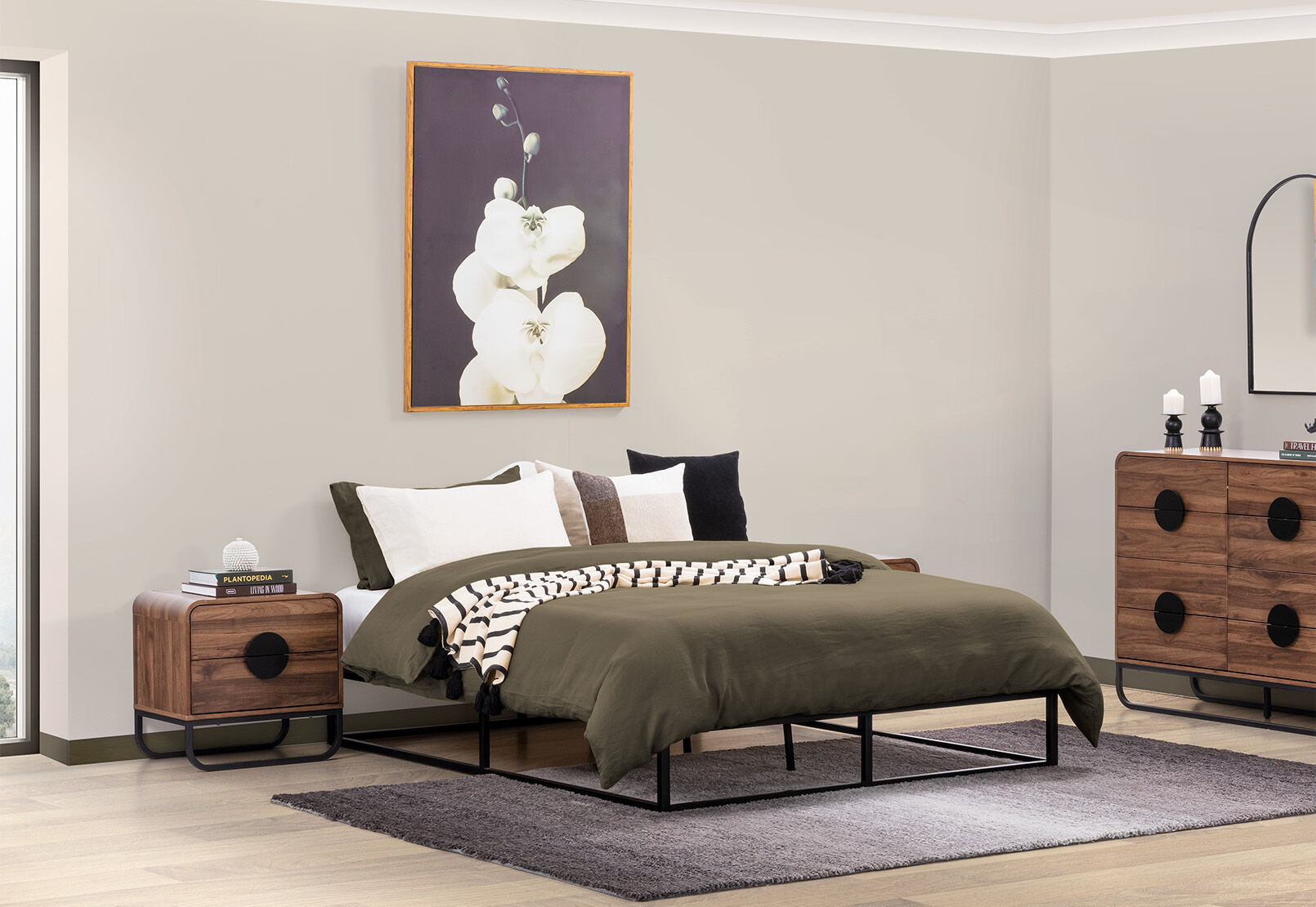 PATTON HIGH KING BED BLACK