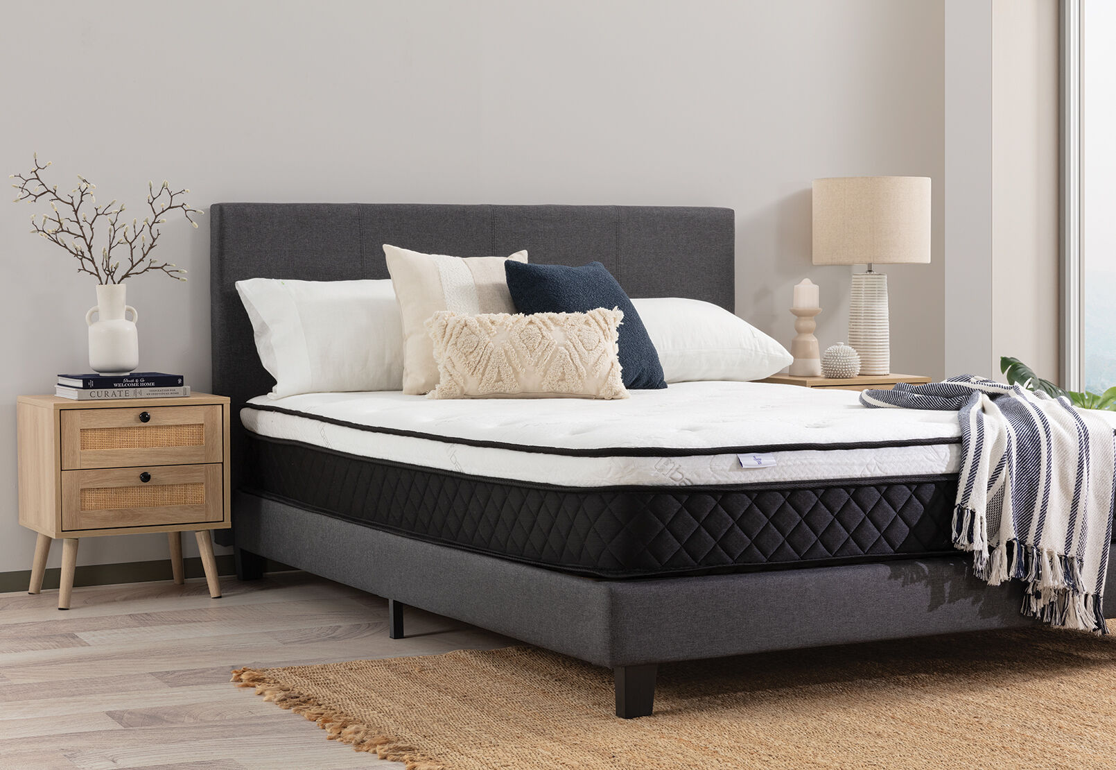 LLAMA ALLURA QUEEN MATTRESS WHITE