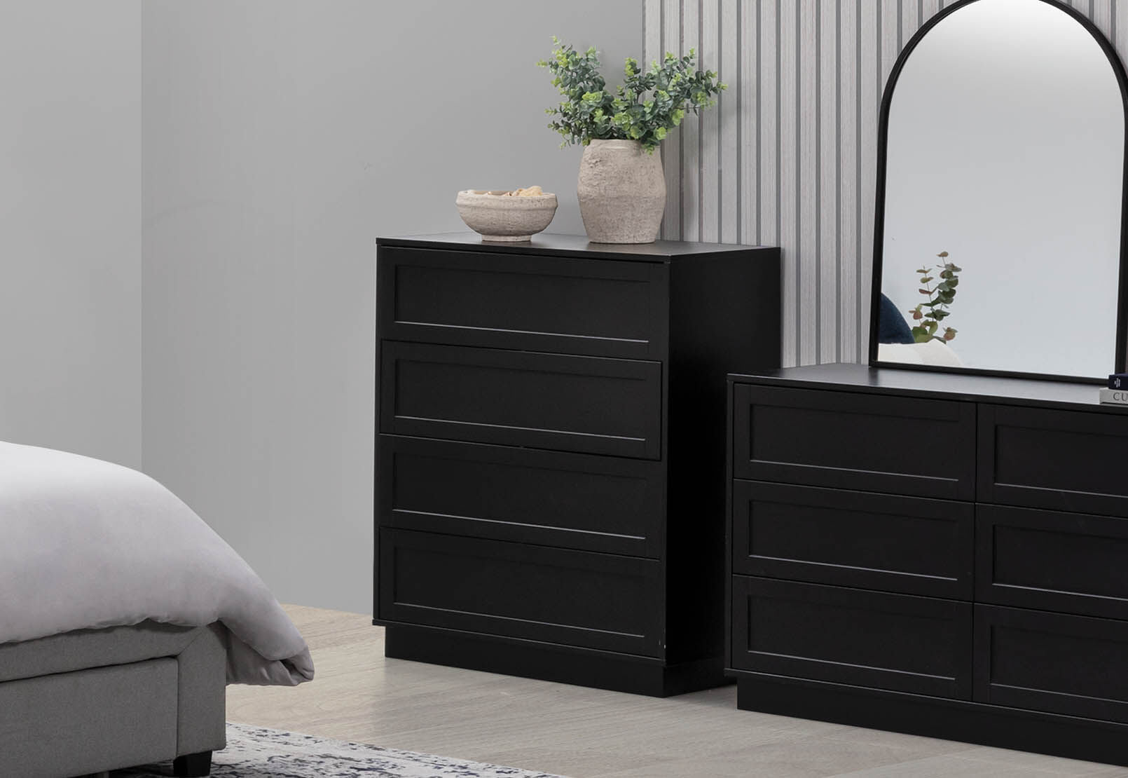 HUFFMAN 4 DRAWER TALL CHEST BLACK