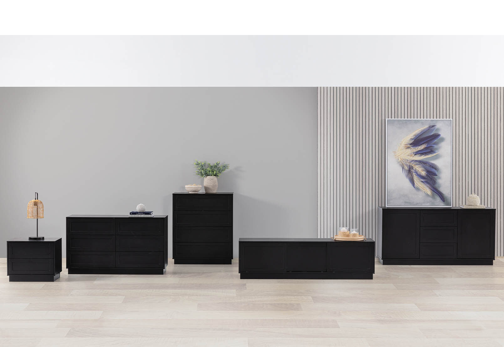 HUFFMAN 4 DRAWER TALL CHEST BLACK