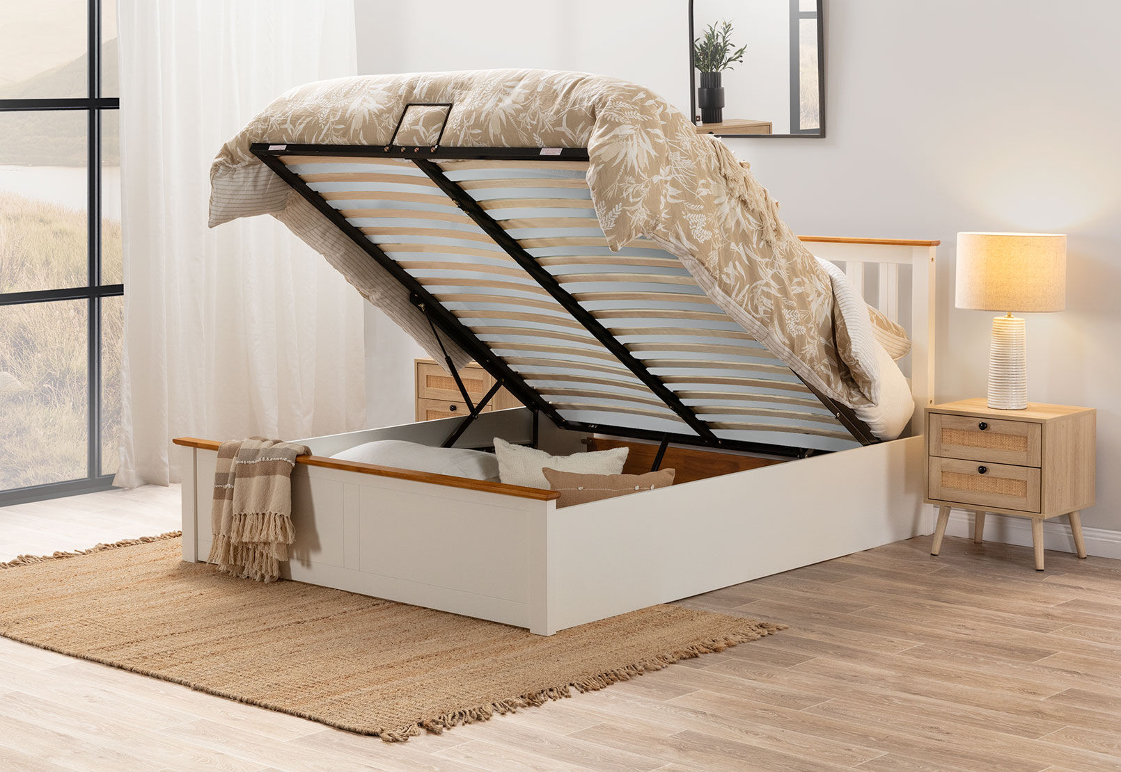 KIRK WHITE/NATURAL QUEEN LIFT BED WHITE/NATURAL