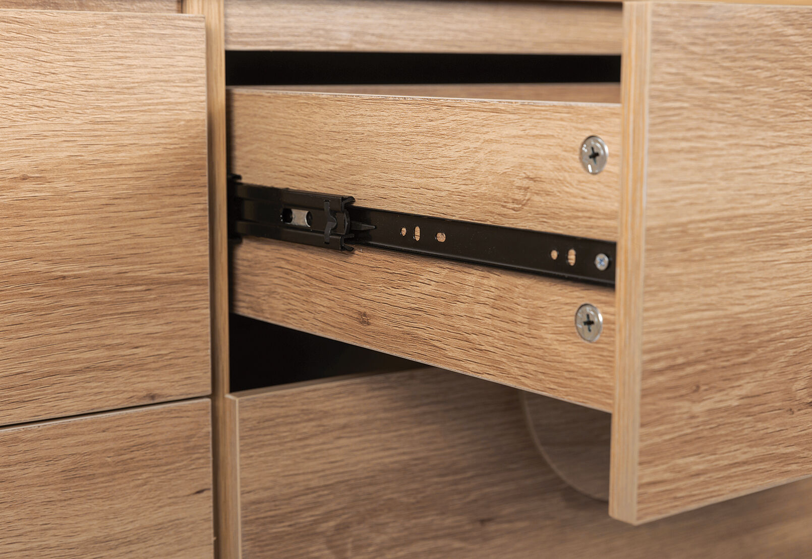 BERNAL 8 DRAWER DRESSER NATURAL