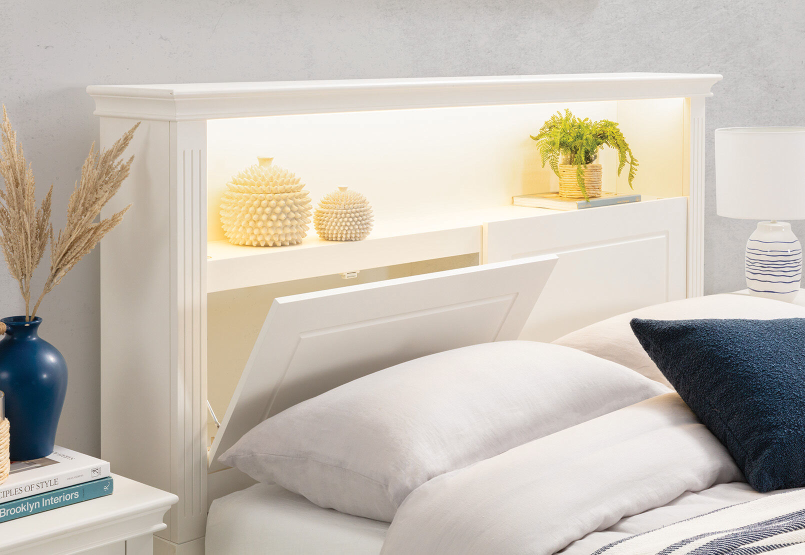 KULA QUEEN BED WHITE