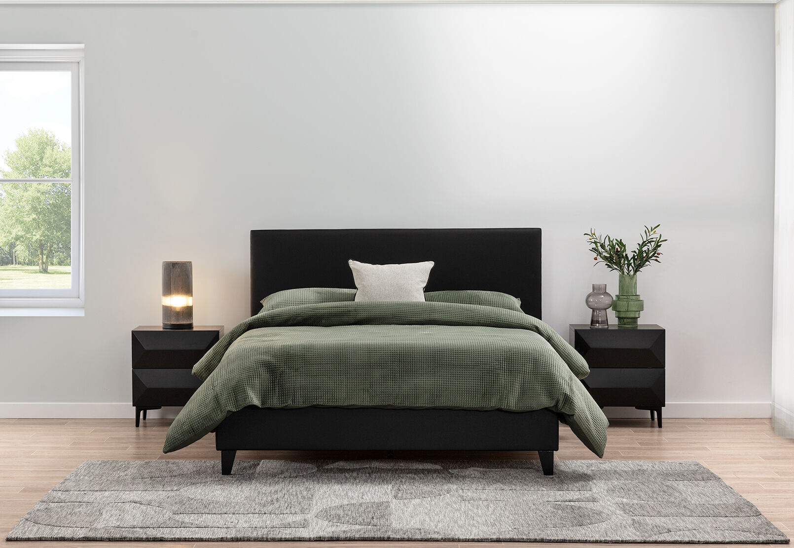 GERARDO DOUBLE BED BLACK