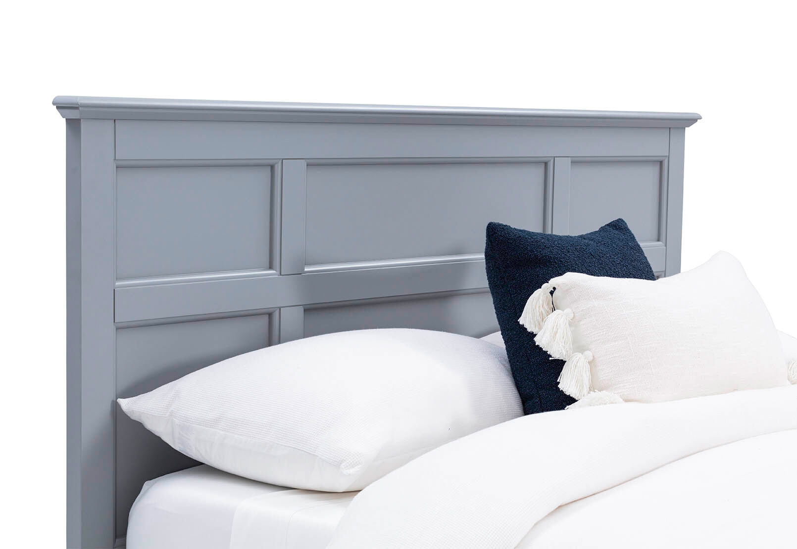 CHRYSTELLE QUEEN BED LIGHT GREY