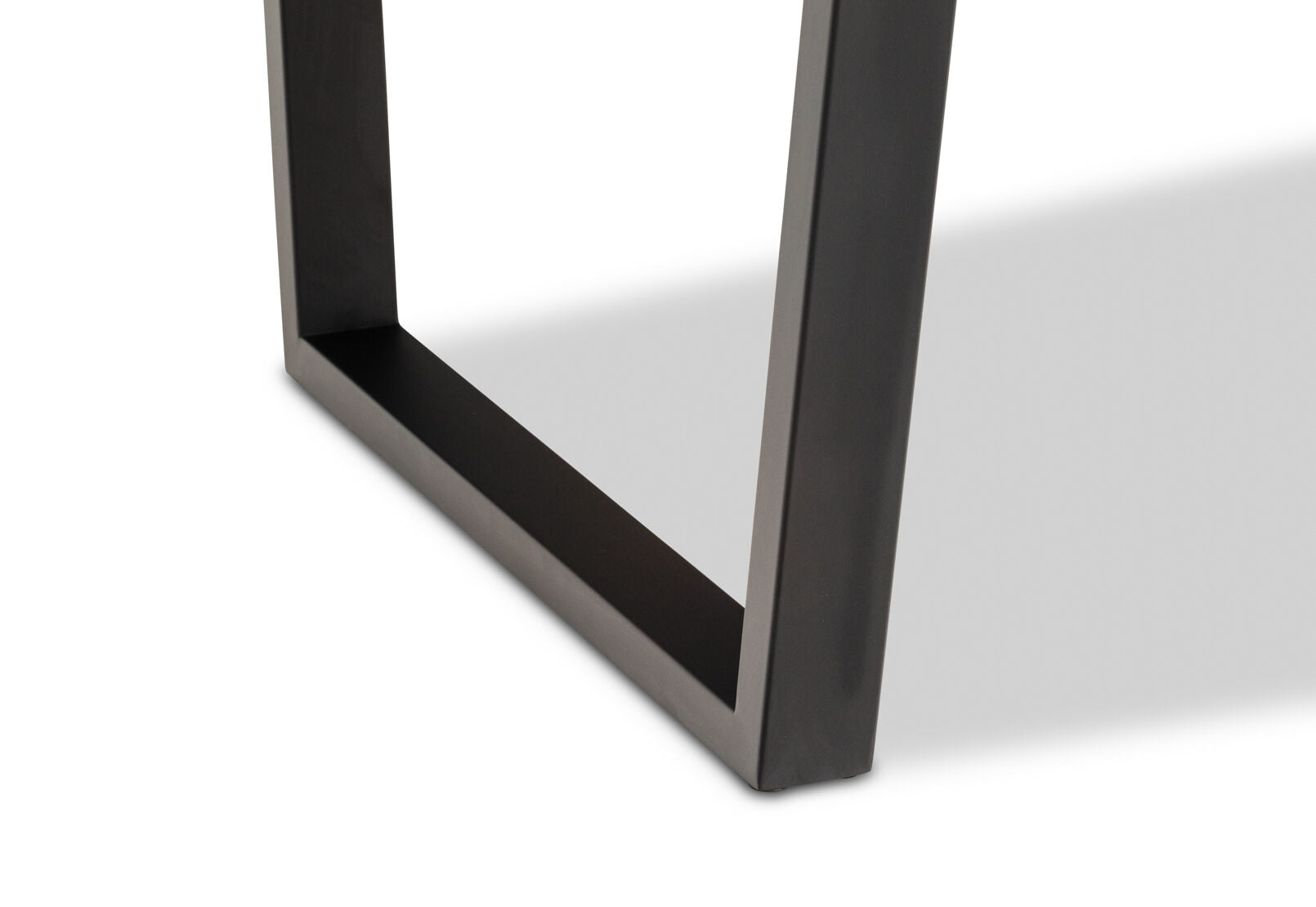 AMMAN 2000 DINING TABLE BLONDE
