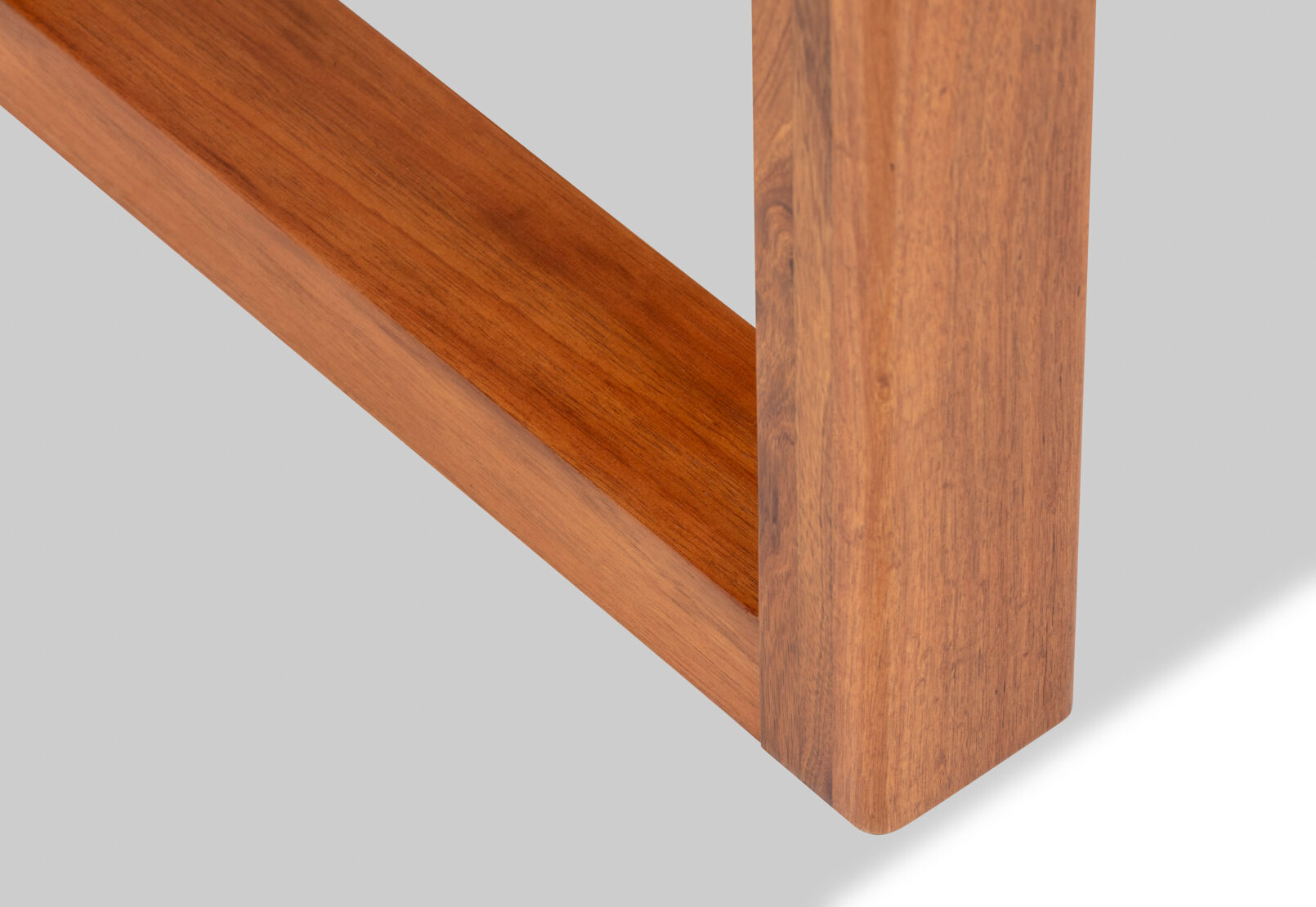 CULLIN LAMP TABLE BLACKWOOD