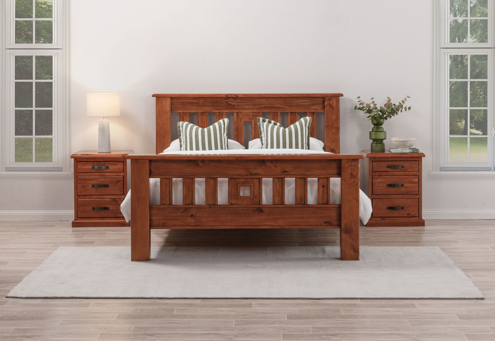 CALLAGHAN KING BED RUSTIC