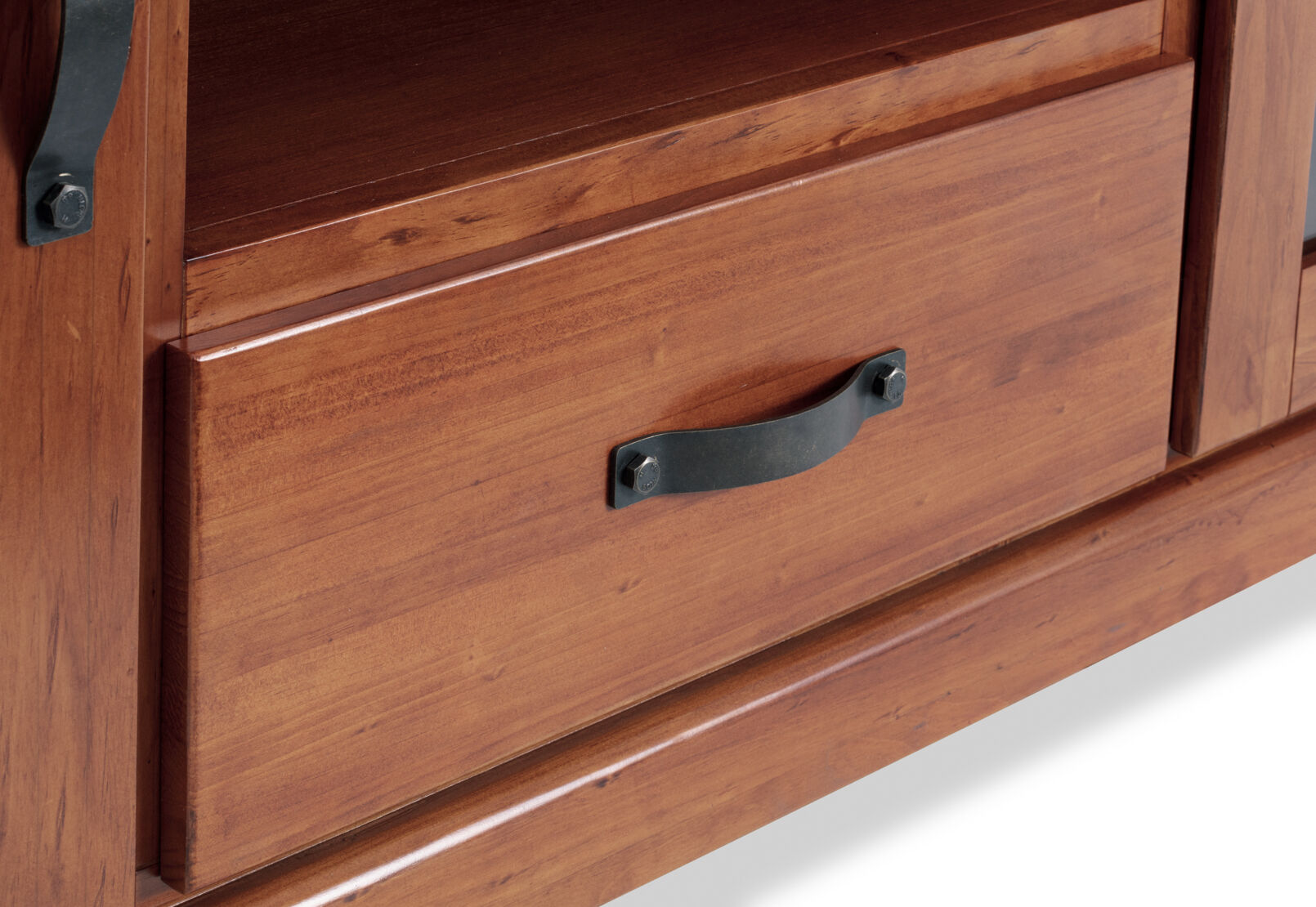 CALLAGHAN MEDIUM ENTERTAINMENT UNIT RUSTIC