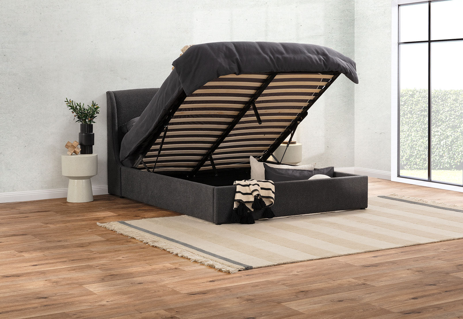 CAMBRIDGE BAY QUEEN LIFT BED DARK GREY
