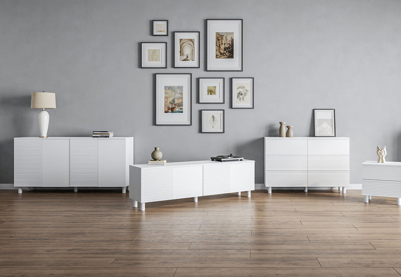 DAY 4 DOOR BUFFET WHITE