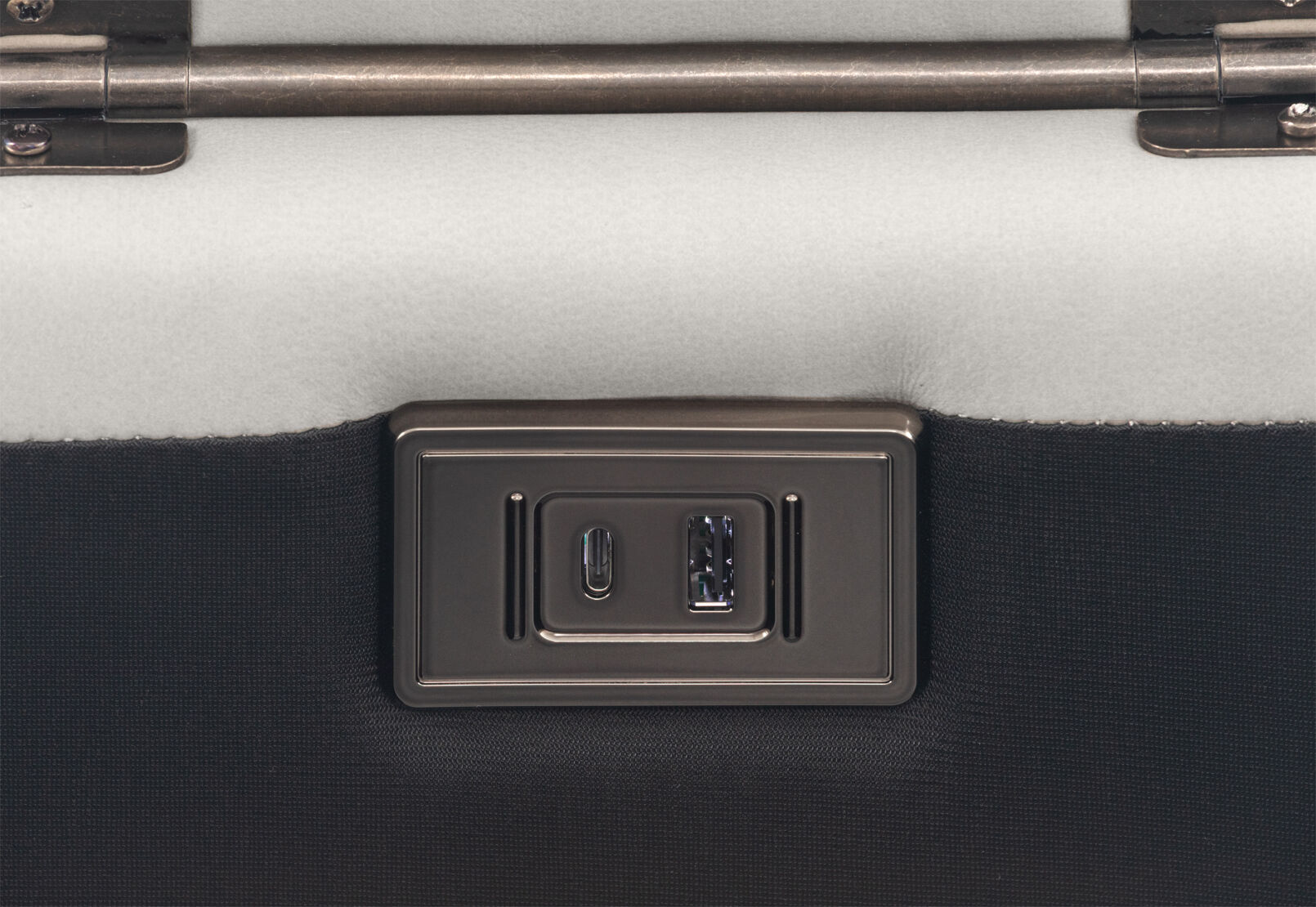 LEANDRO WEDGE STORAGE CONSOLE LIGHT GREY
