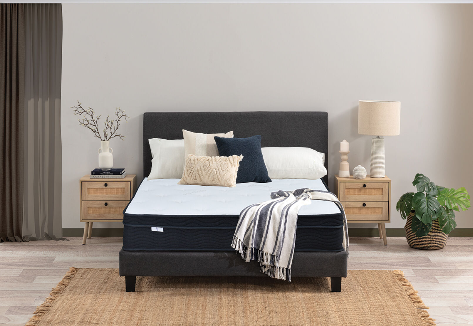 LLAMA MAYBELLE QUEEN MATTRESS WHITE