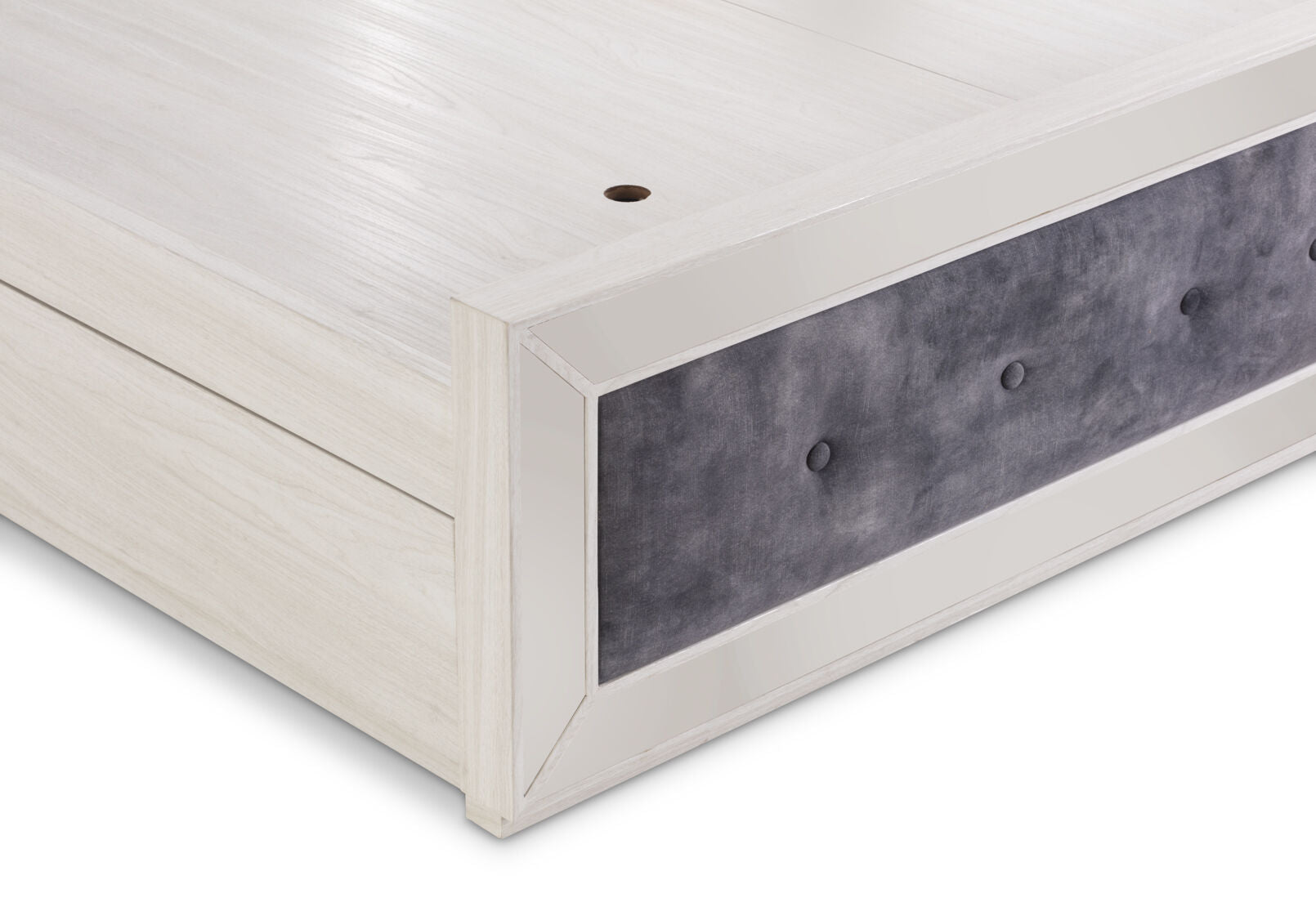 ISMENE QUEEN BED WHITE