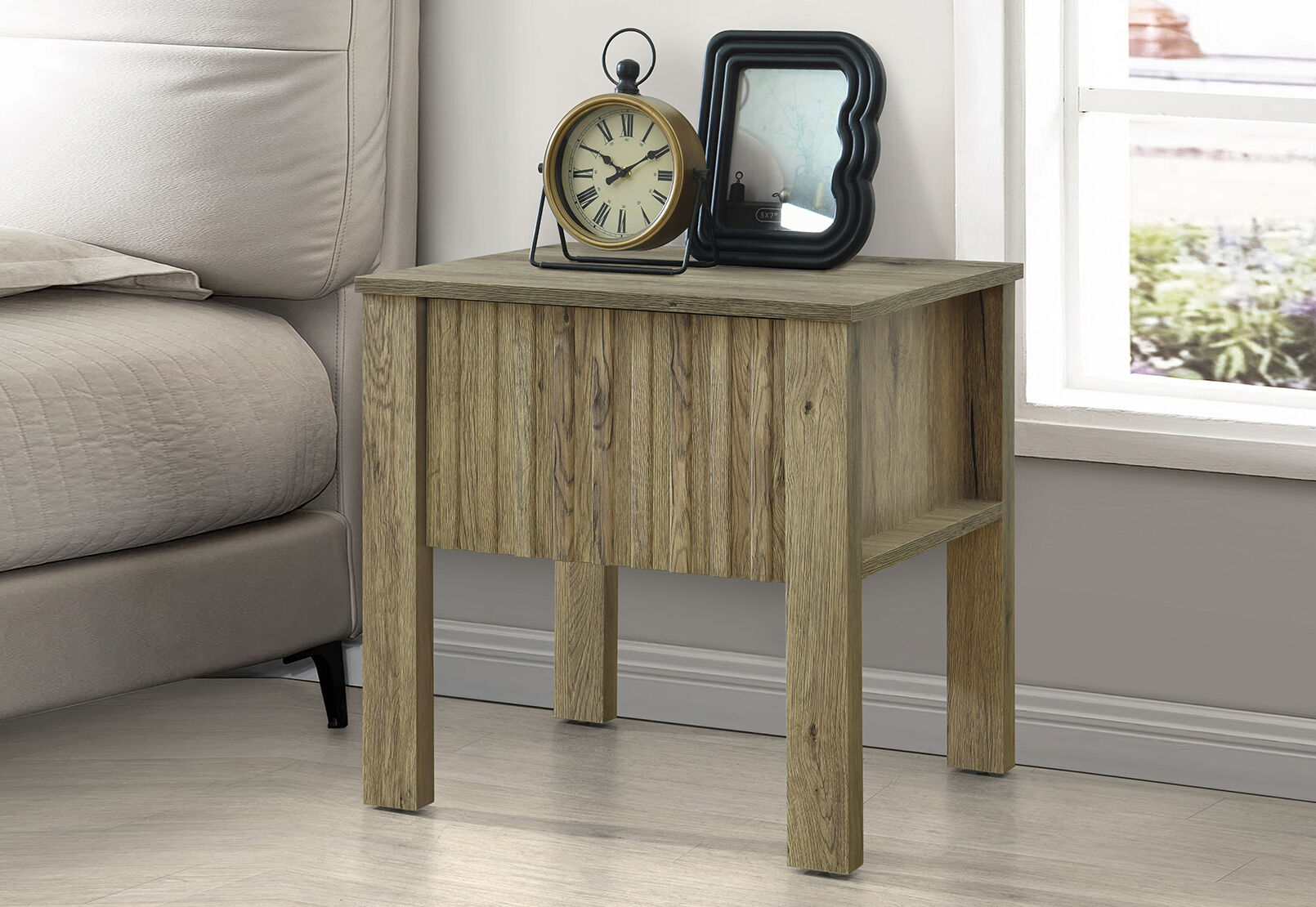 RODGERS BEDSIDE NATURAL OAK