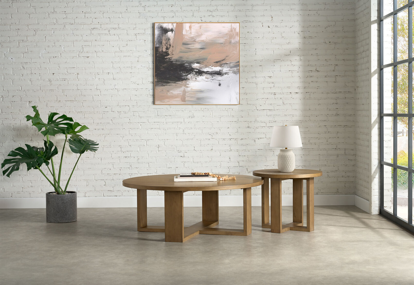KADEN ROUND LAMP TABLE WALNUT