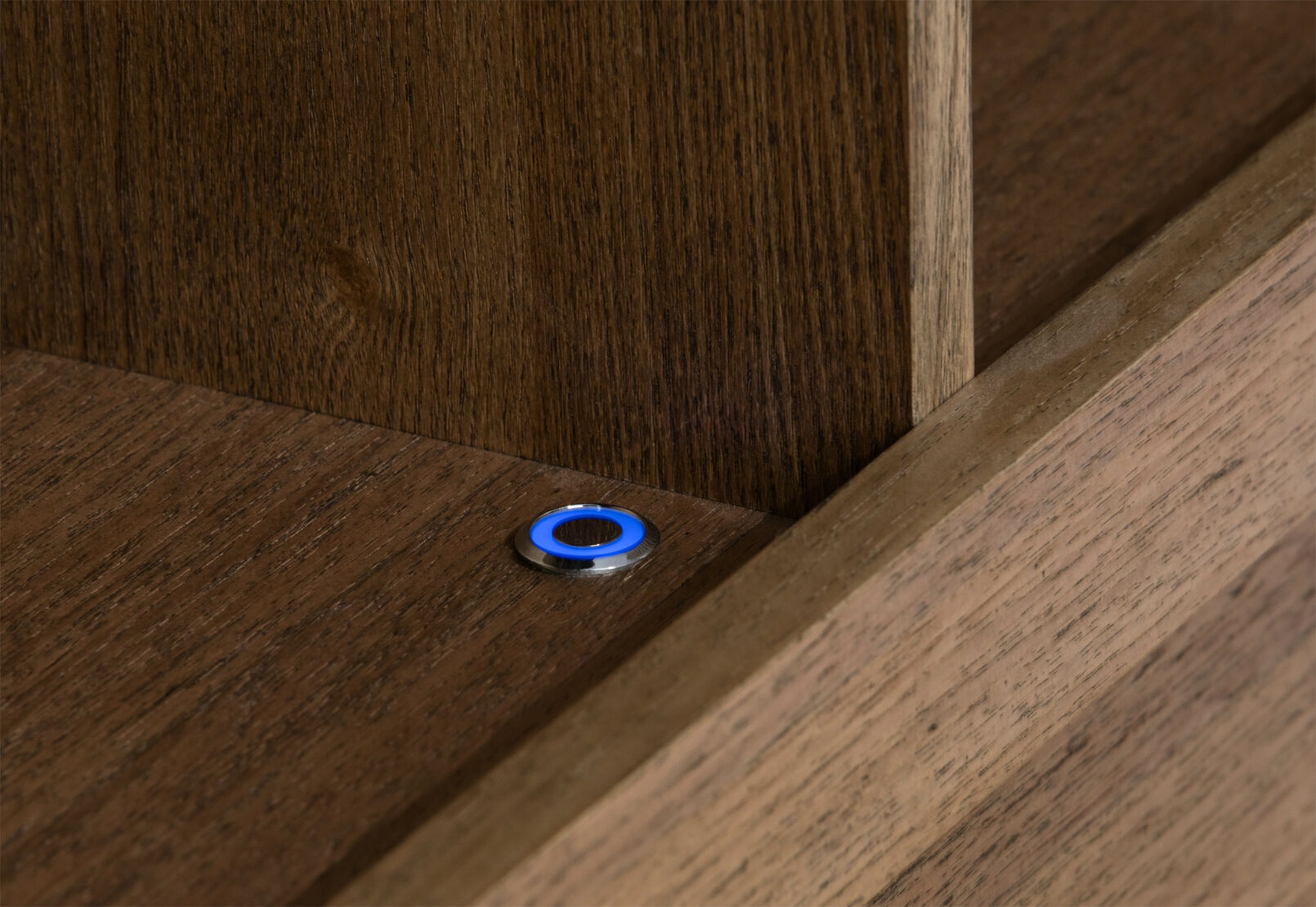 RANA QUEEN BED LIGHT OAK