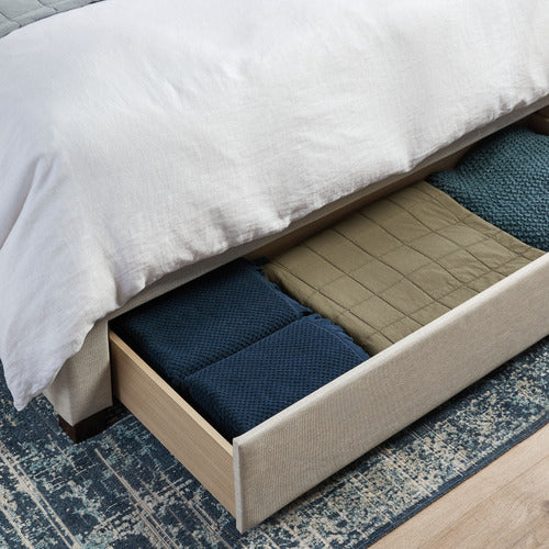 WESTERN DESIGNS ATLANTA QUEEN BED & MATTRESS