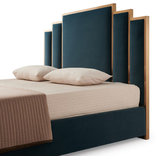SOUTHERN STYLERS DANIEL UPHOLSTERED BED